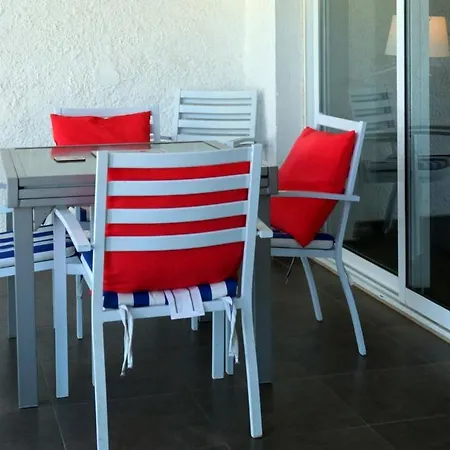 Bungalow La Roca 公寓